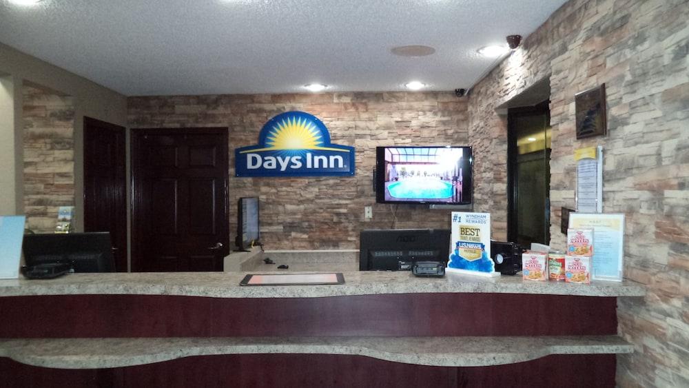 Days Inn By Wyndham Maumee/Toledo Екстер'єр фото