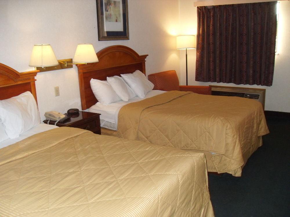 Days Inn By Wyndham Maumee/Toledo Екстер'єр фото