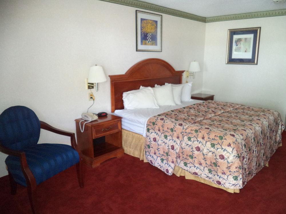 Days Inn By Wyndham Maumee/Toledo Екстер'єр фото